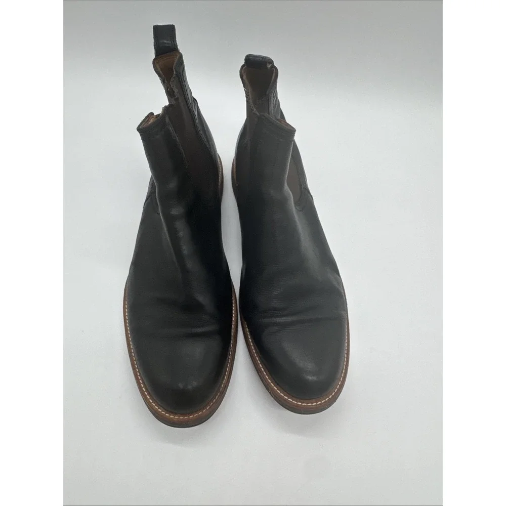 UGG Mens Black Leather Chelsea Lug Boots Size 13